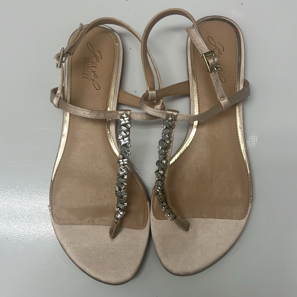Jewel Badcley Mischka Cream Women Sandals